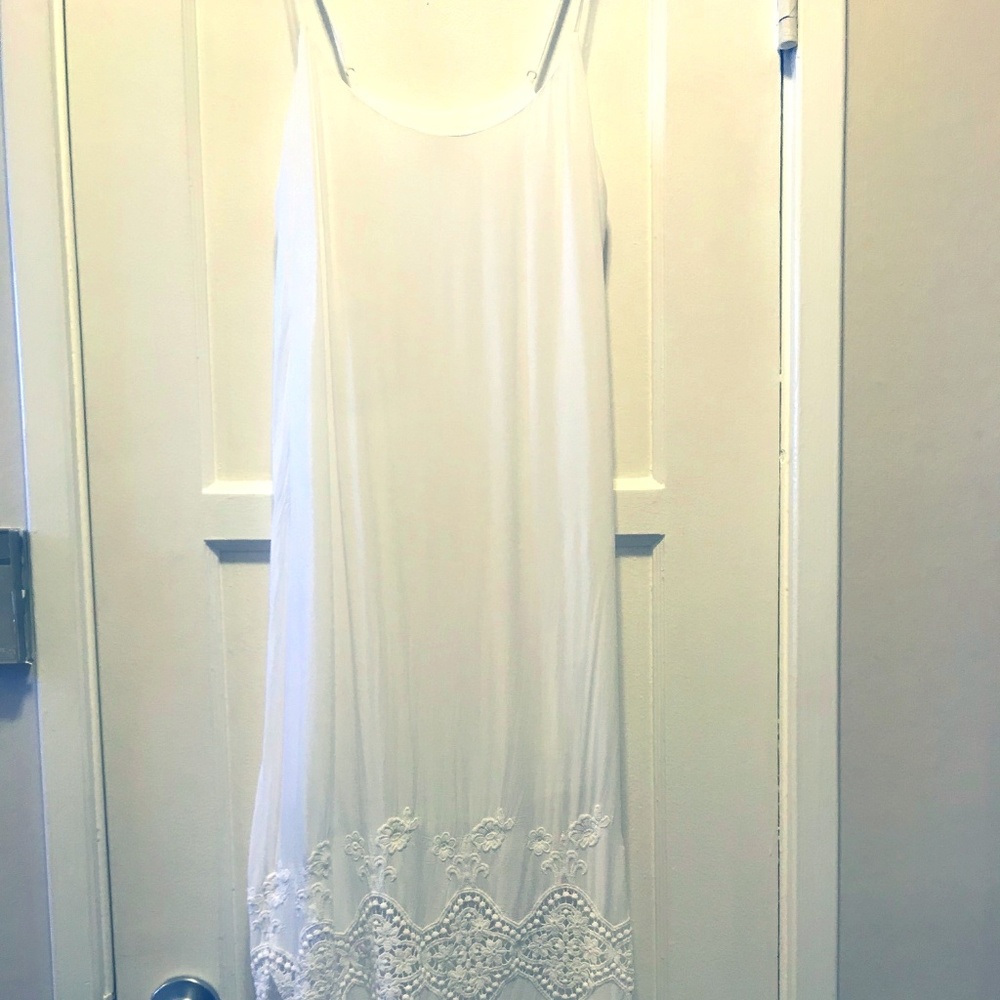 Show Me Your MuMu White Boho Maxi Dress - Size M